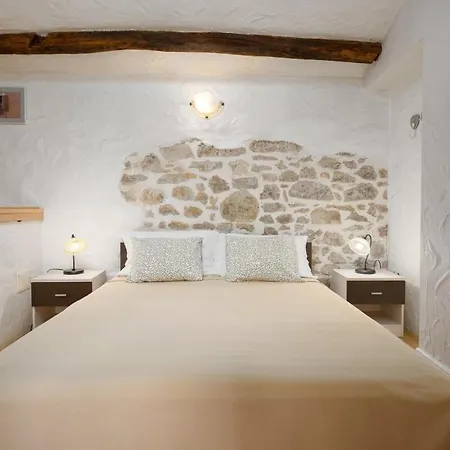 Olga By Briskva Βίλα