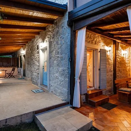 Olga By Briskva Βίλα Dračevac